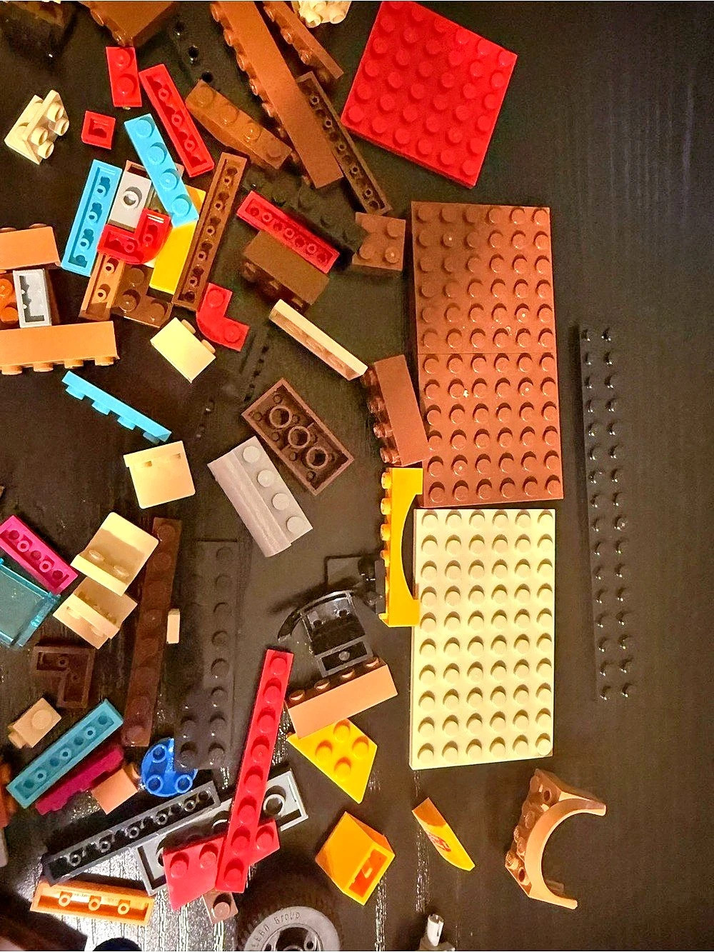LEGO Assorted Building Blocks Set - Picture 3 of 6